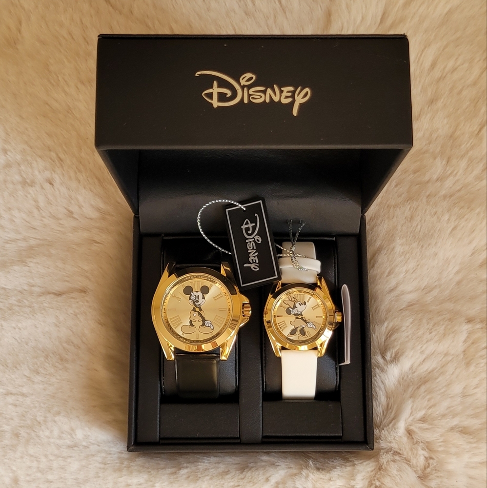 Disney Mickey Mouse Minnie Mouse His & Hers Couple Matching Watch Set